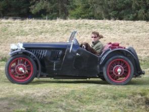Motorparty classic car hire in Scotland
